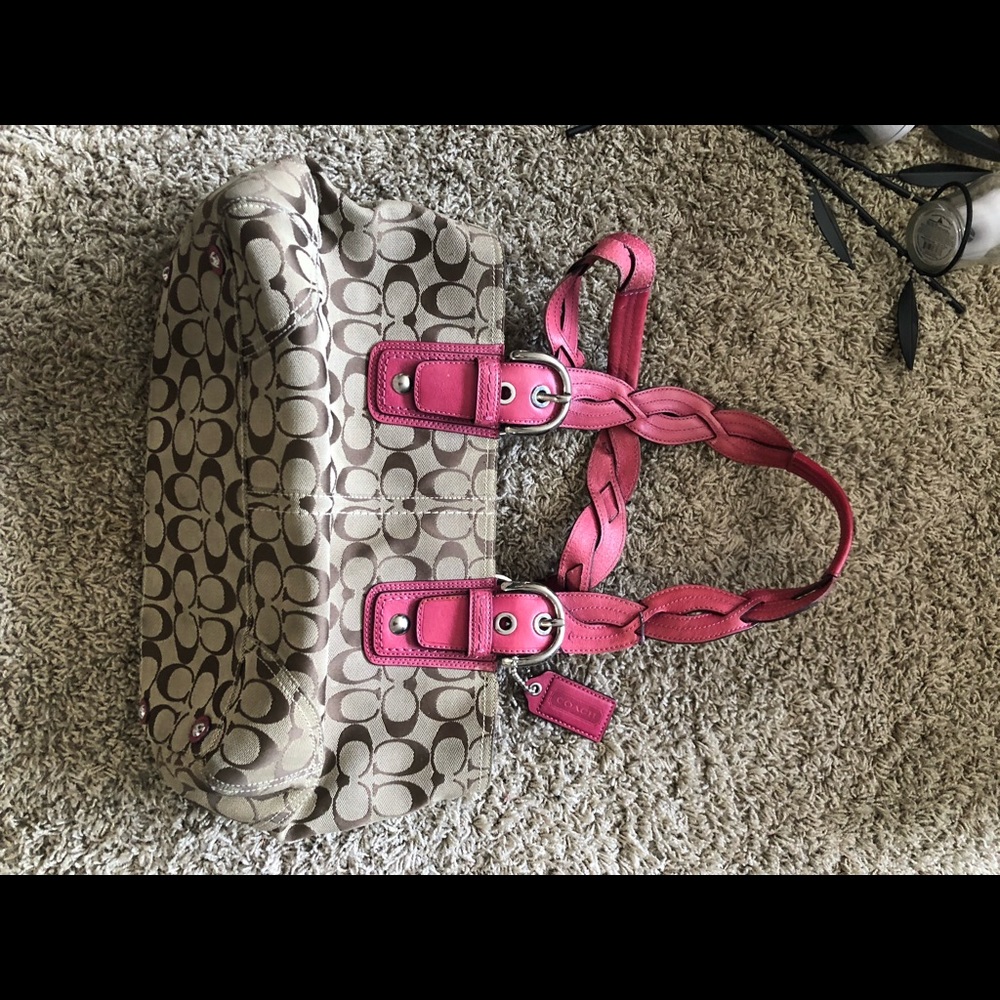 Coach gently used shoulder purse